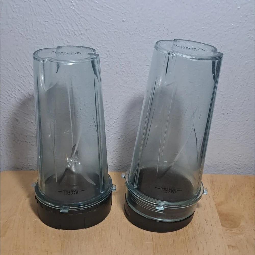 2 16 oz Ninja Single Serve Blender Cups with Blender Lid Blade